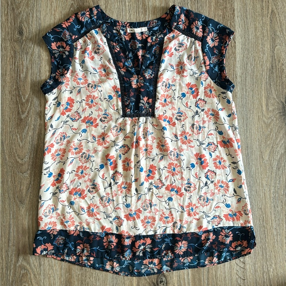 DR2 Floral Sleeveless Top M